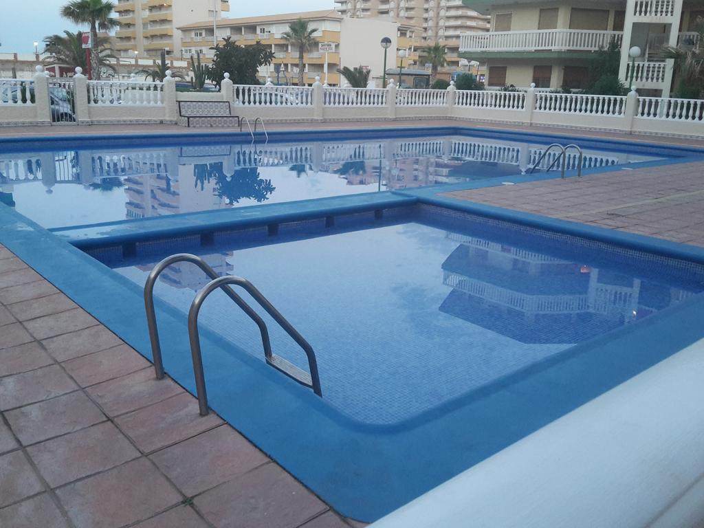 Apartamento Torre Luquillo La Manga del Mar Menor Habitación foto